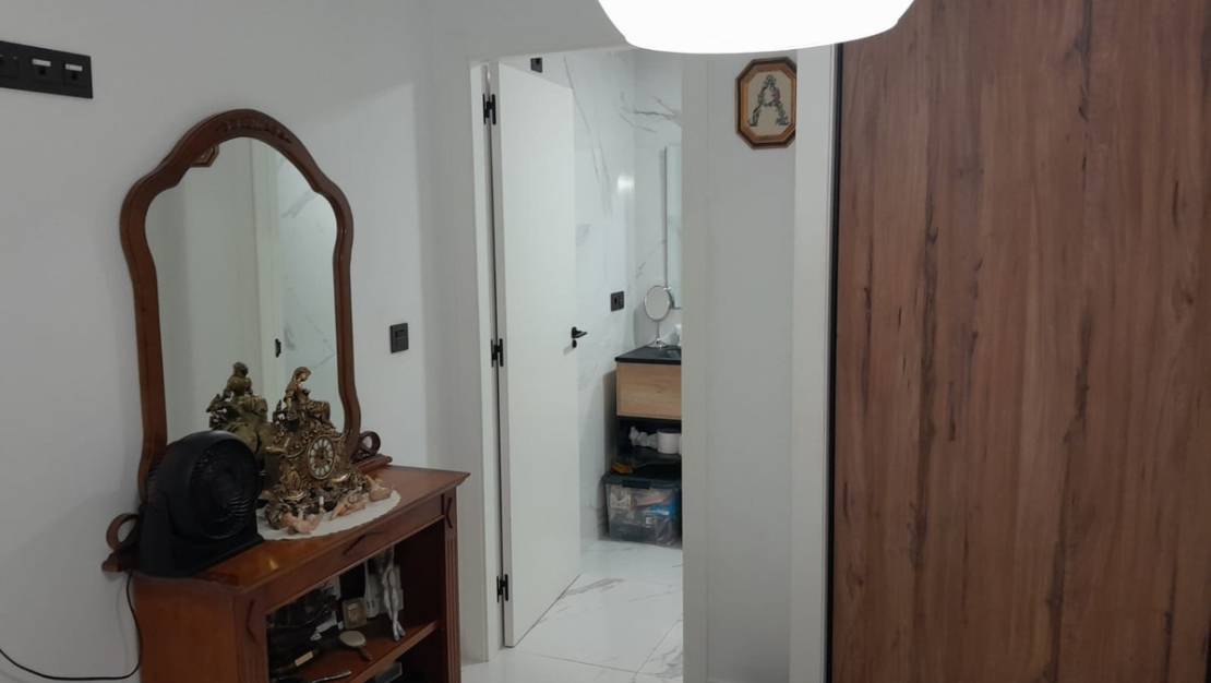 Venta - Apartment - Torrevieja - Torrevieja Centro