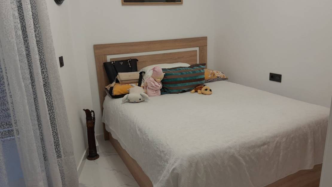 Venta - Apartment - Torrevieja - Torrevieja Centro