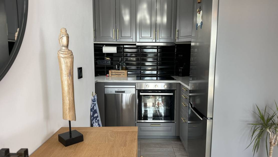 Venta - Apartment - Torrevieja - Torrevieja Centro