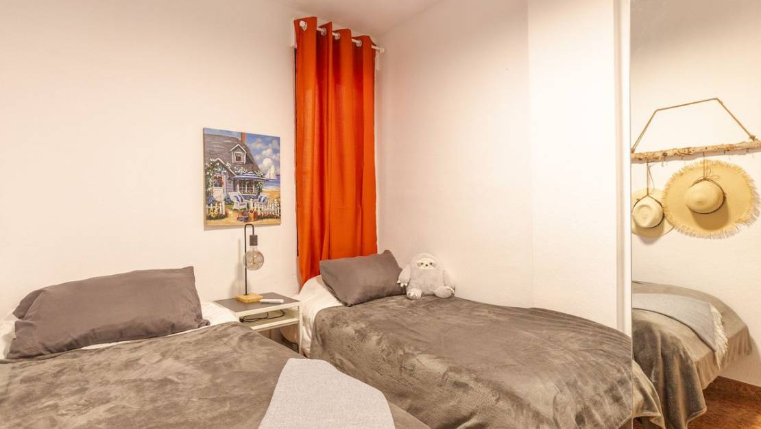 Venta - Apartment - Torrevieja - Torrevieja Centro
