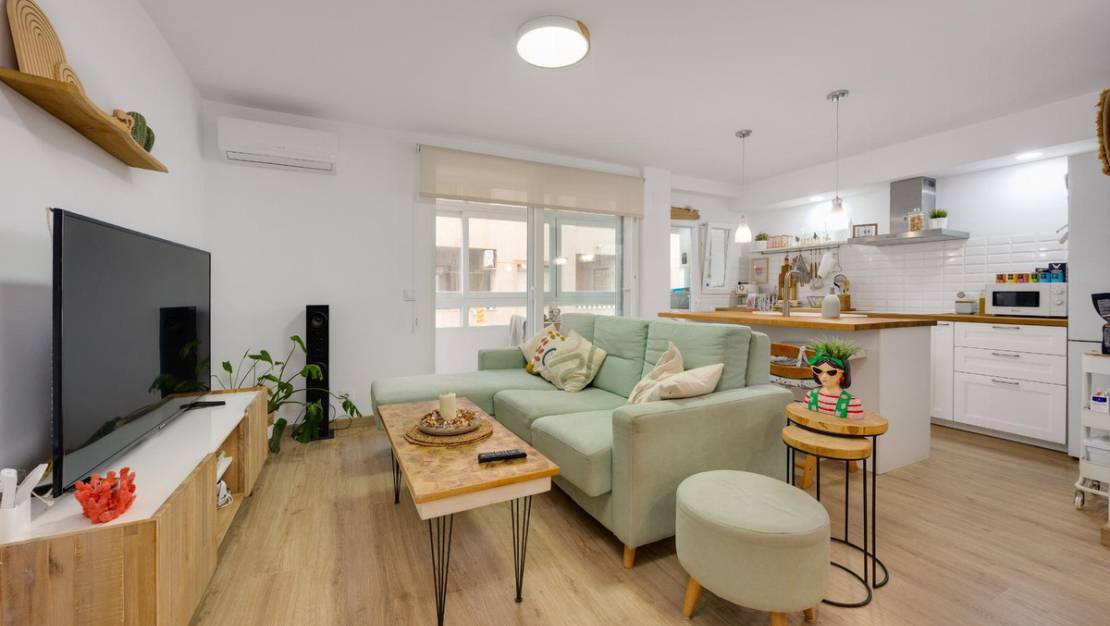 Venta - Apartment - Torrevieja - Torrevieja Centro