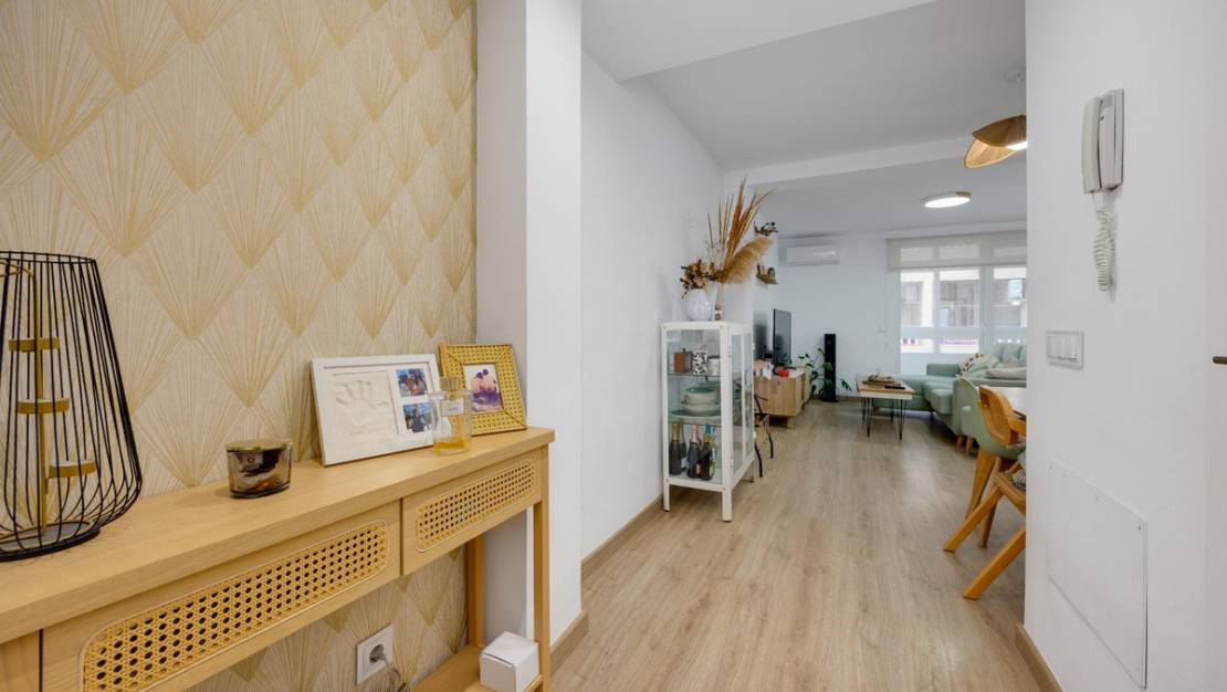 Venta - Apartment - Torrevieja - Torrevieja Centro