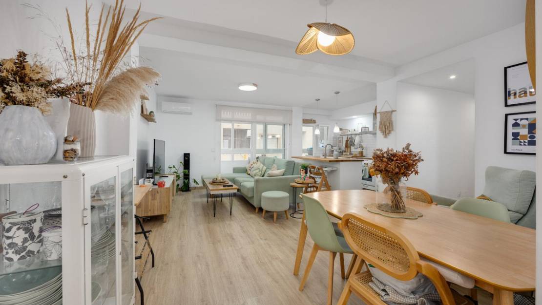 Venta - Apartment - Torrevieja - Torrevieja Centro