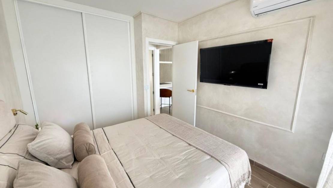Venta - Apartment - Torrevieja - Torrevieja Centro