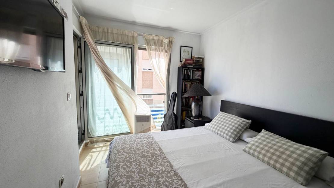 Venta - Apartment - Torrevieja - Torrevieja Centro