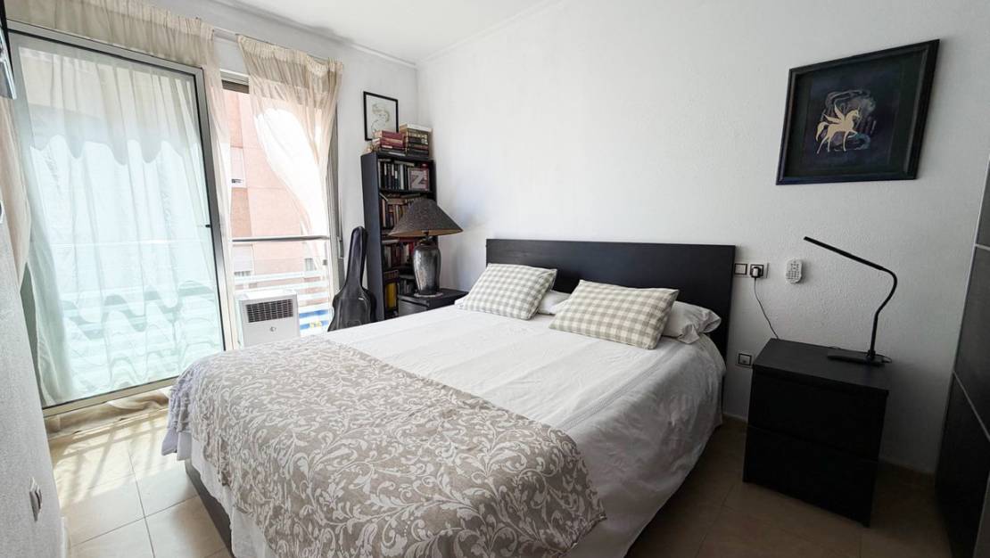 Venta - Apartment - Torrevieja - Torrevieja Centro