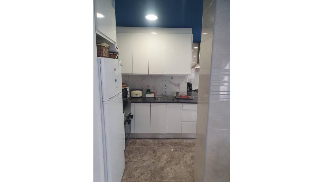 Venta - Apartment - Torrevieja - Torrevieja Centro