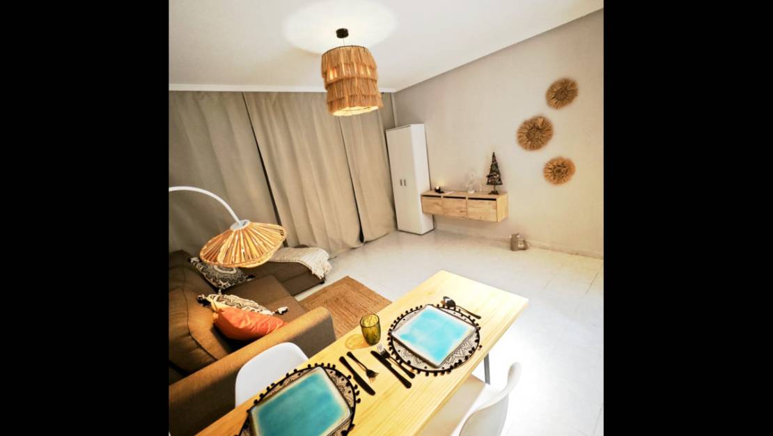 Venta - Apartment - Torrevieja - Torrevieja Centro