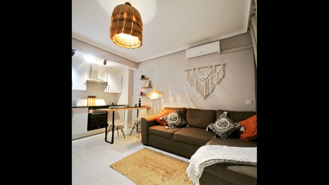 Venta - Apartment - Torrevieja - Torrevieja Centro