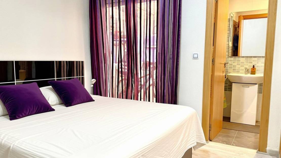 Venta - Apartment - Torrevieja - Torrevieja Centro