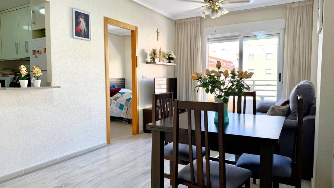 Venta - Apartment - Torrevieja - Torrevieja Centro