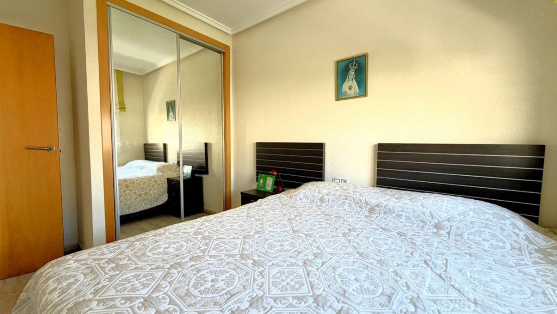 Venta - Apartment - Torrevieja - Torrevieja Centro