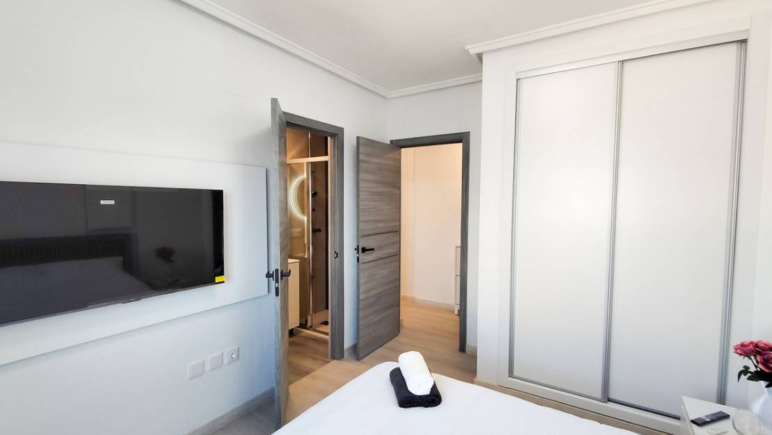 Venta - Apartment - Torrevieja - Torrevieja Centro