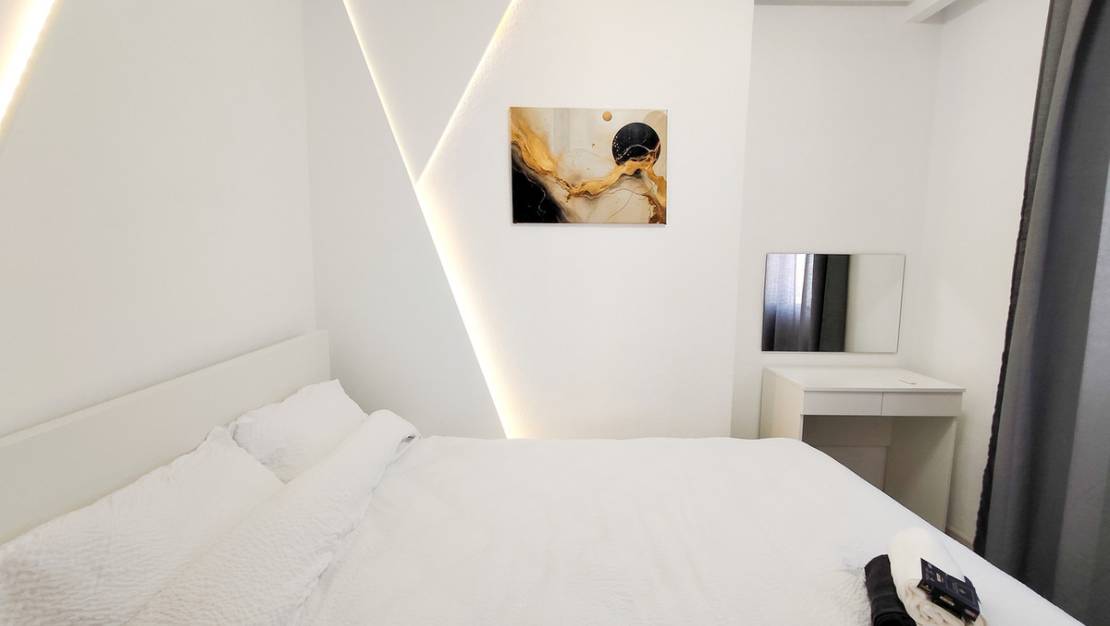 Venta - Apartment - Torrevieja - Torrevieja Centro