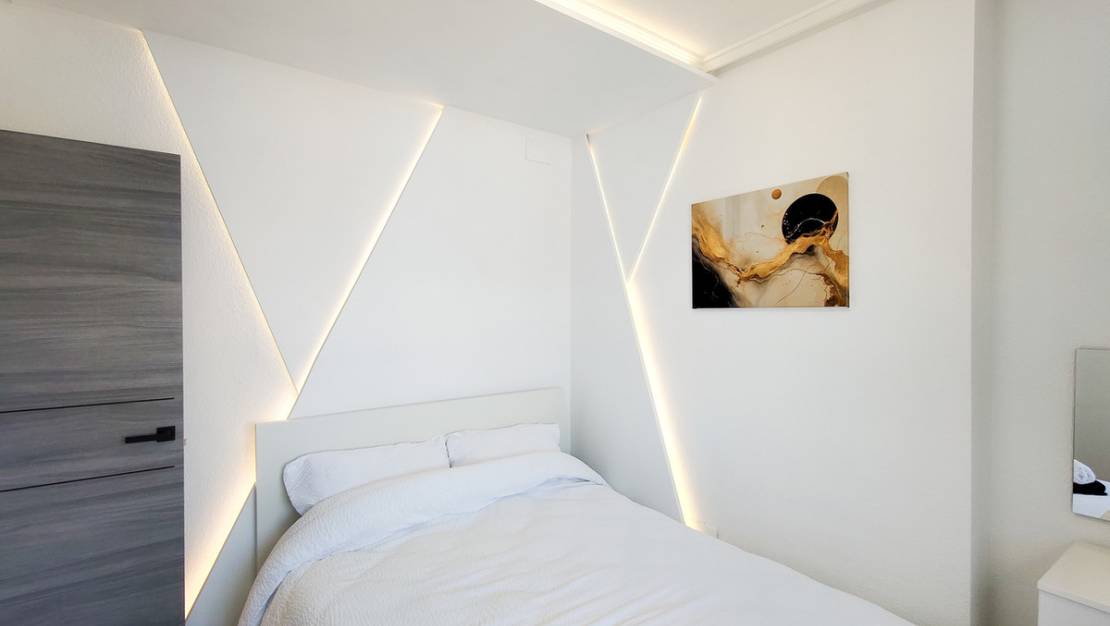 Venta - Apartment - Torrevieja - Torrevieja Centro