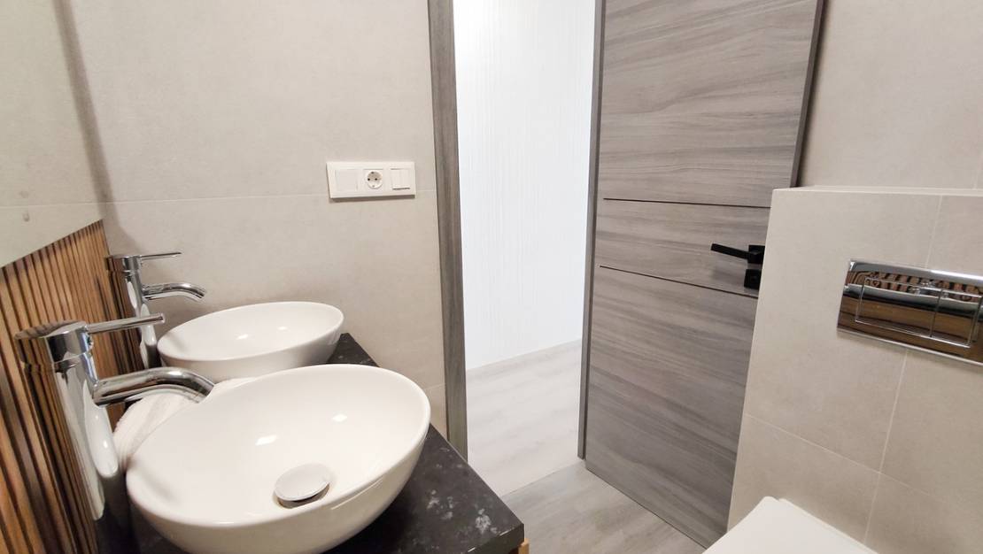 Venta - Apartment - Torrevieja - Torrevieja Centro
