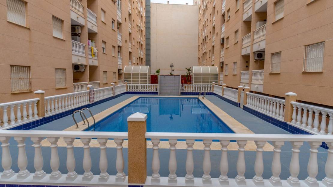 Venta - Apartment - Torrevieja - Torrevieja Centro