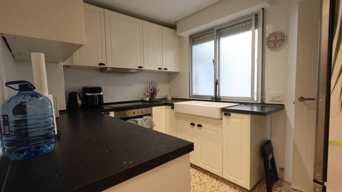 Venta - Apartment - Torrevieja - Torrevieja Centro