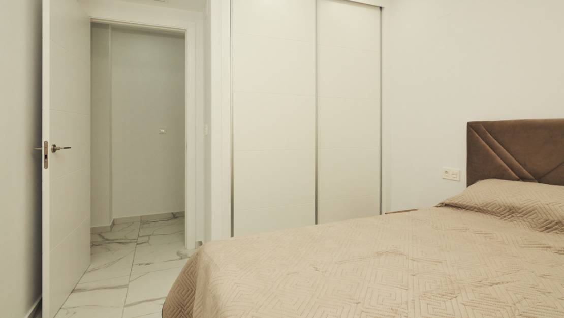 Venta - Apartment - Torrevieja - Torrevieja Centro