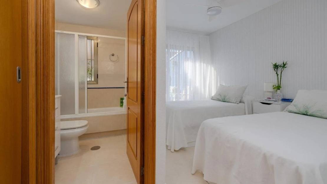 Venta - Apartment - Torrevieja - Torrevieja Centro