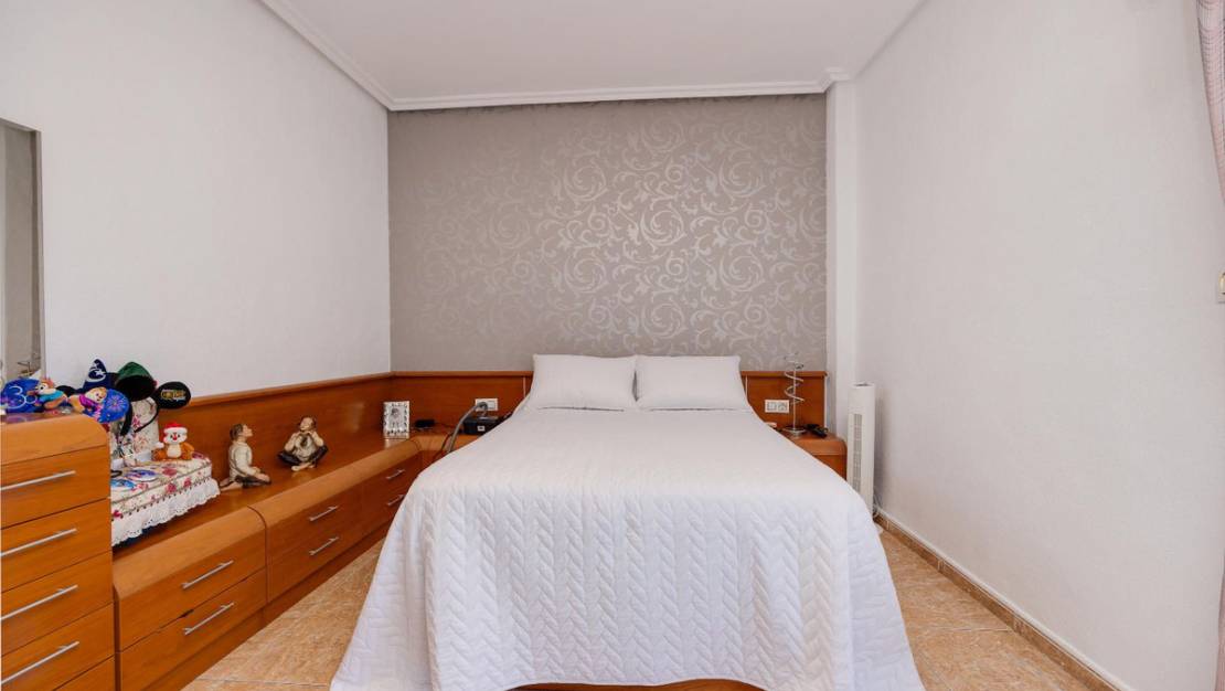 Venta - Apartment - Torrevieja - Torrevieja Centro