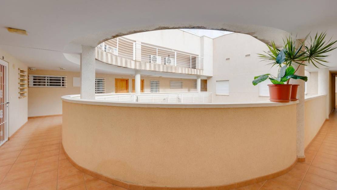 Venta - Apartment - Torrevieja - Torrevieja Centro