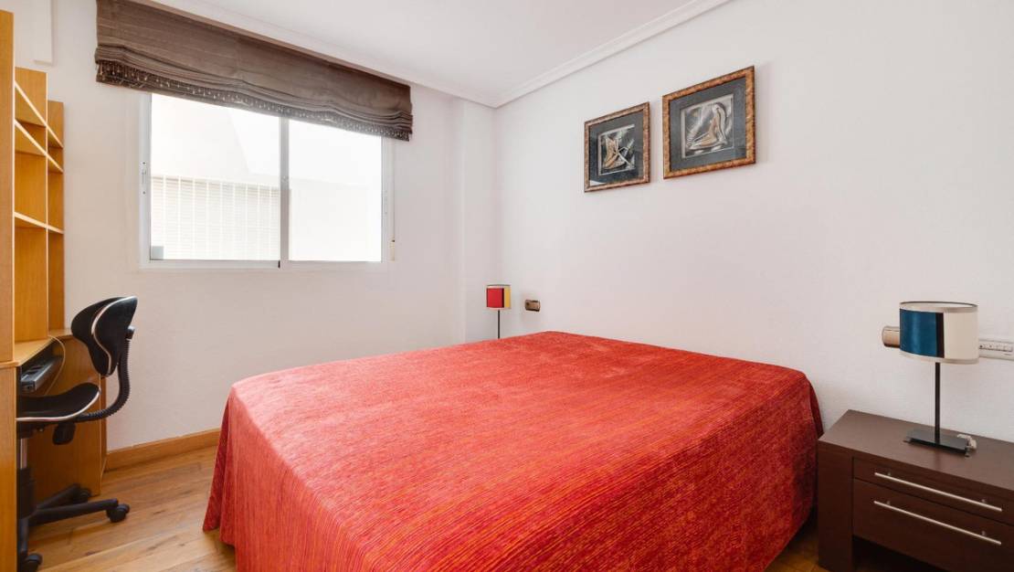 Venta - Apartment - Torrevieja - Torrevieja Centro