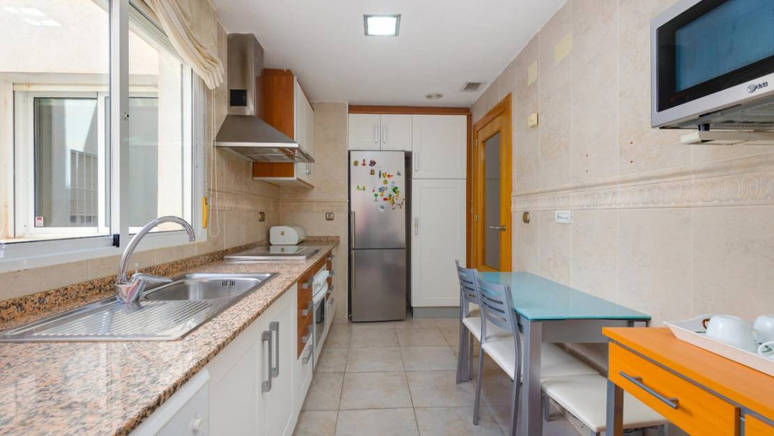 Venta - Apartment - Torrevieja - Torrevieja Centro