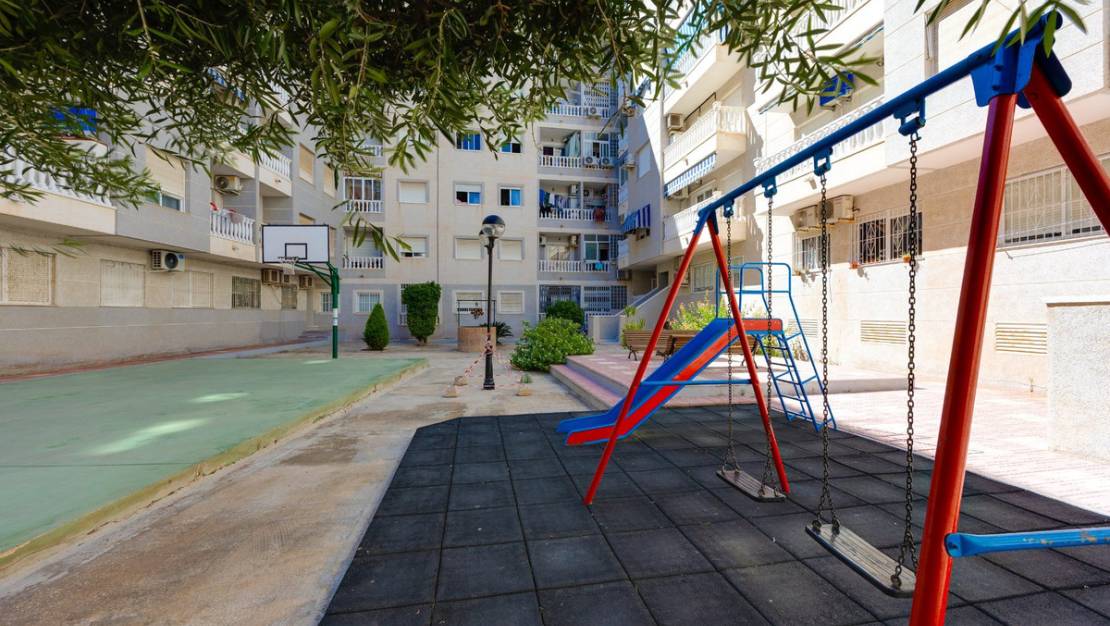 Venta - Apartment - Torrevieja - Torrevieja Centro