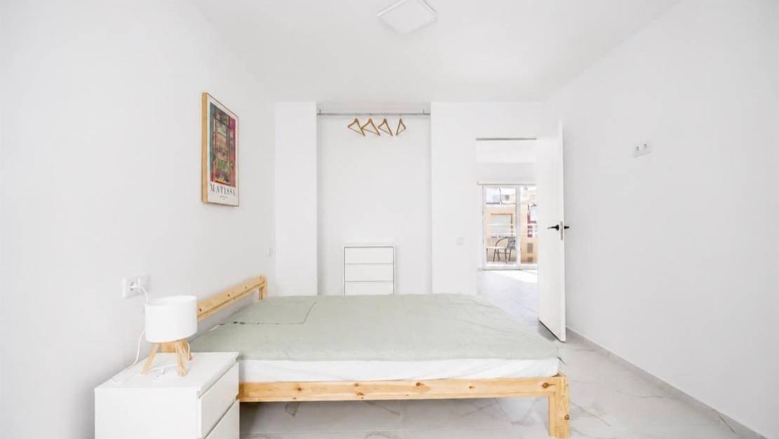 Venta - Apartment - Torrevieja - Torrevieja Centro