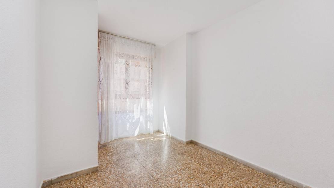 Venta - Apartment - Torrevieja - Torrevieja Centro
