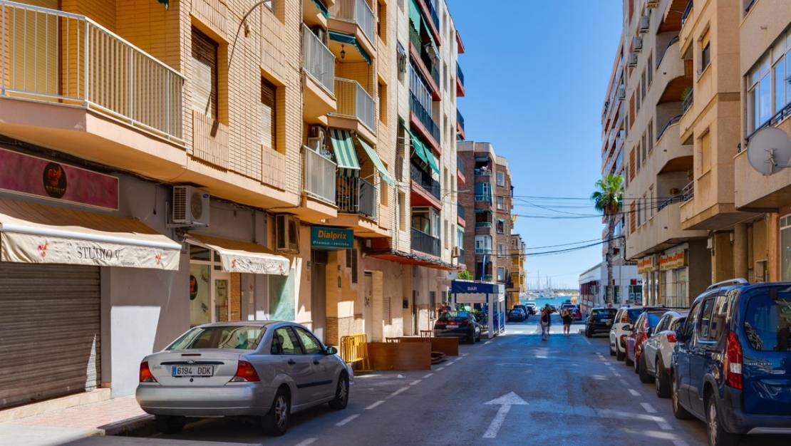 Venta - Apartment - Torrevieja - Torrevieja Centro