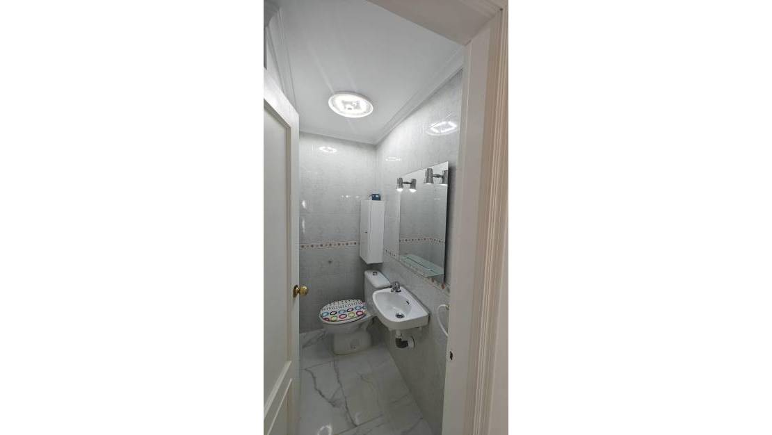 Venta - Apartment - Torrevieja - Torrevieja Centro