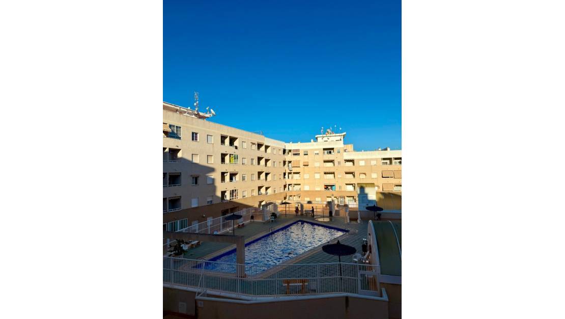 Venta - Apartment - Torrevieja - Torrevieja Centro