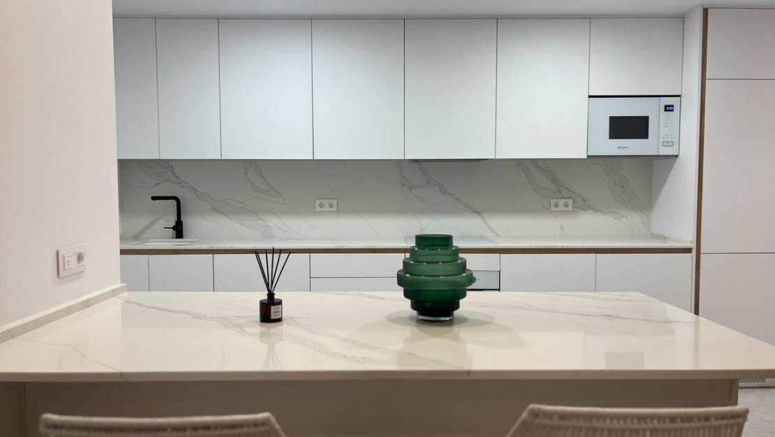Venta - Apartment - Torrevieja - Torrevieja Centro