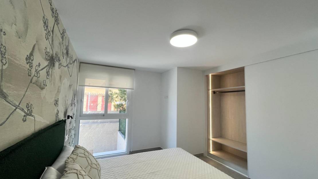 Venta - Apartment - Torrevieja - Torrevieja Centro