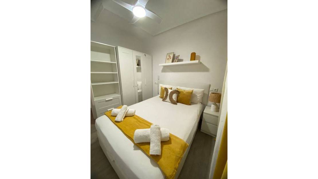 Venta - Apartment - Torrevieja - Torrevieja Centro