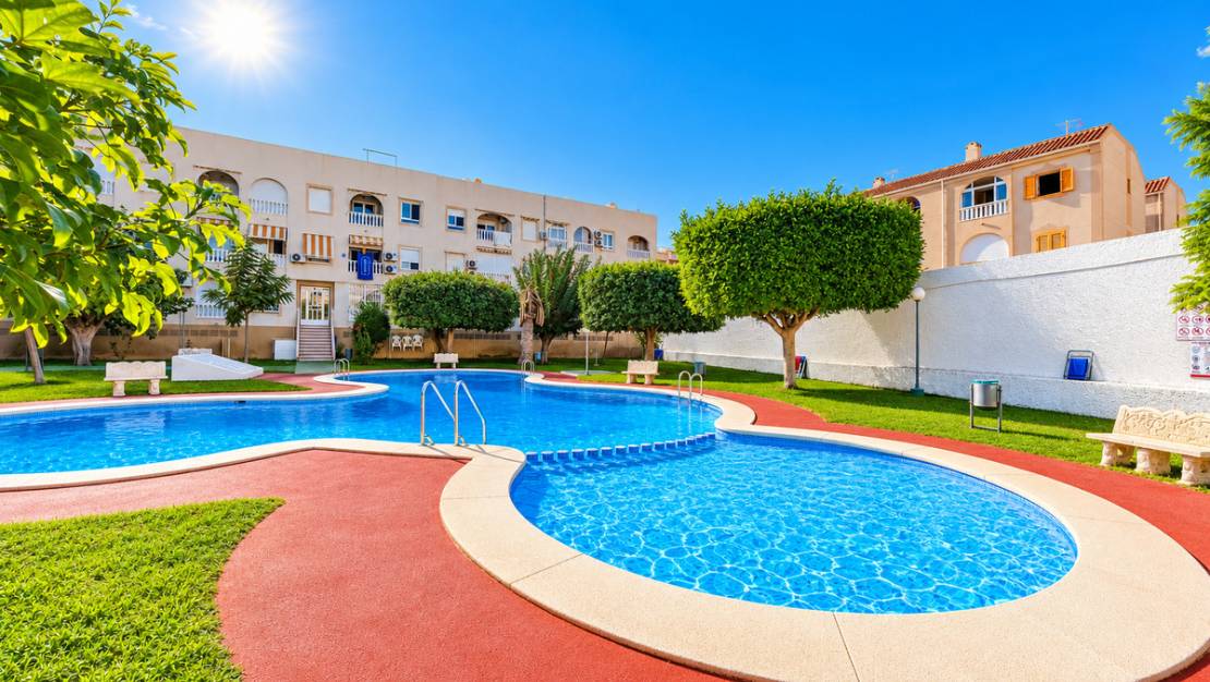 Venta - Apartment - Torrevieja - Torrevieja Centro