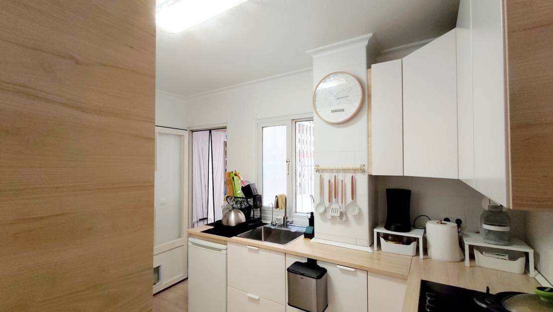 Venta - Apartment - Torrevieja - Torrevieja Centro