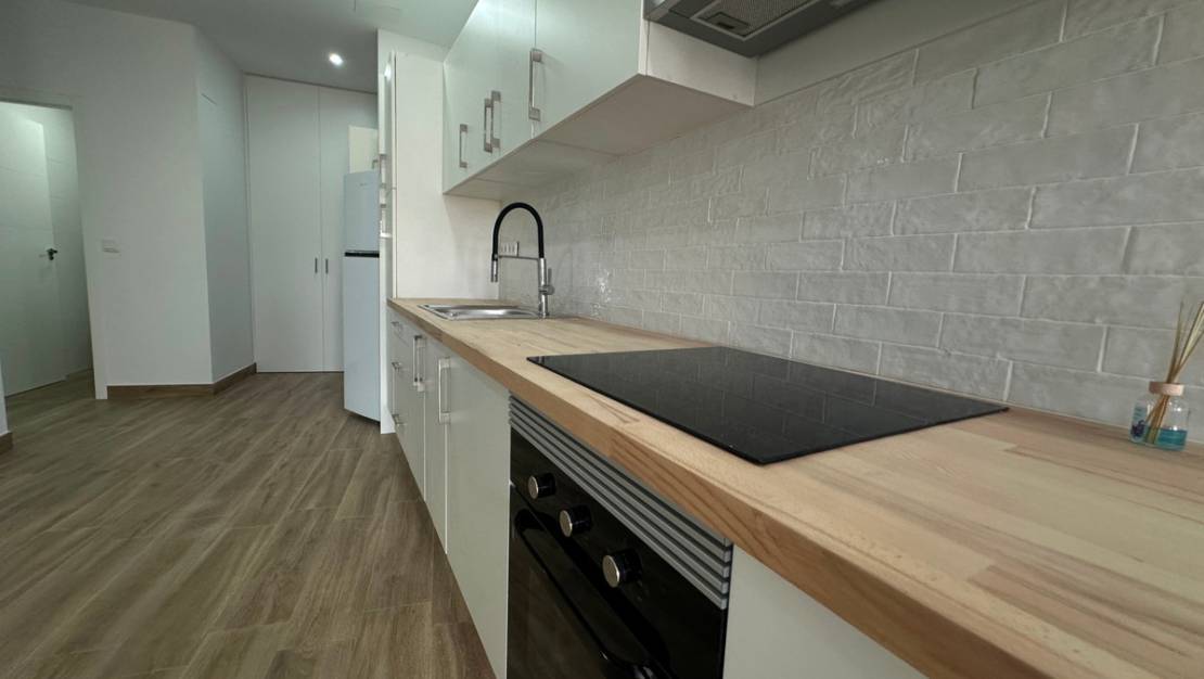 Venta - Apartment - Torrevieja - Torrevieja Centro