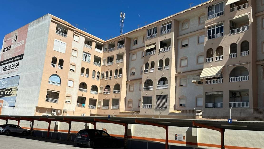 Venta - Apartment - Torrevieja - Torrevieja Centro