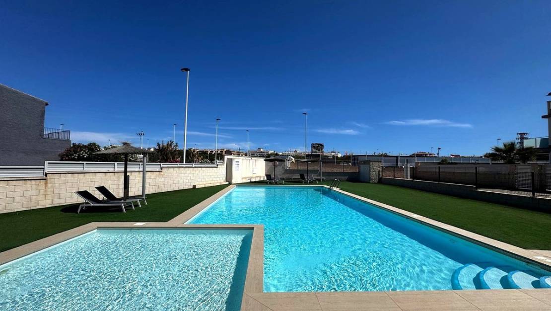 Venta - Apartment - Torrevieja - Torrevieja Centro