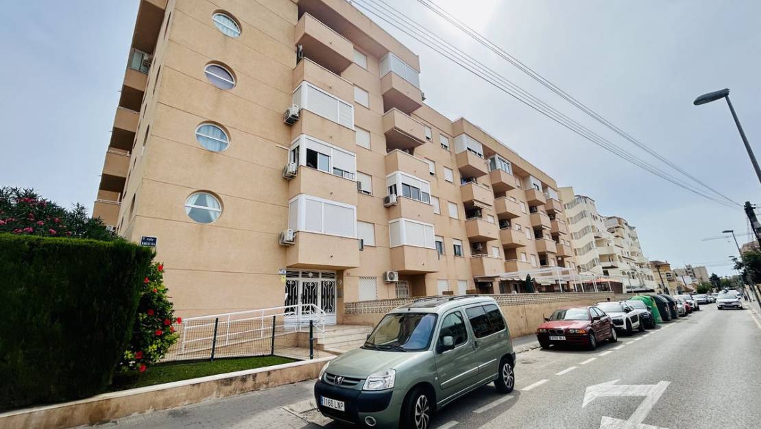 Venta - Apartment - Torrevieja - Torrevieja Centro