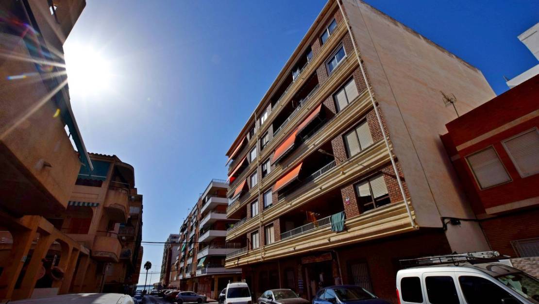 Venta - Apartment - Torrevieja - Torrevieja Centro