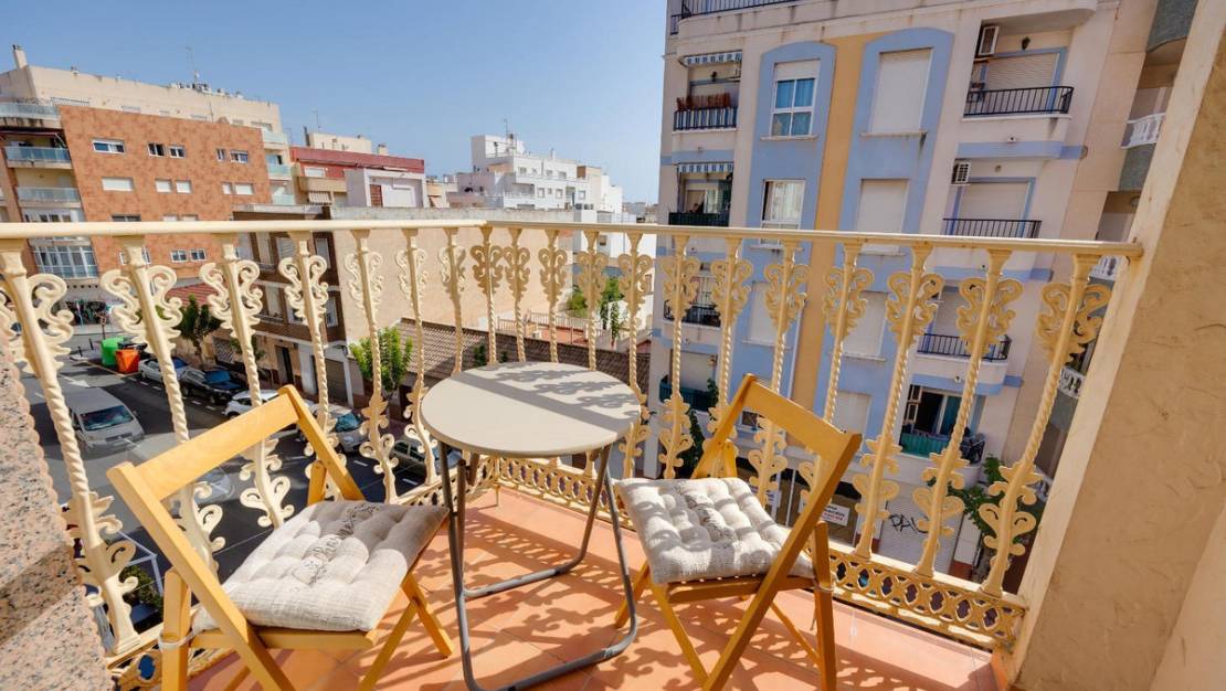 Venta - Apartment - Torrevieja - Torrevieja Centro
