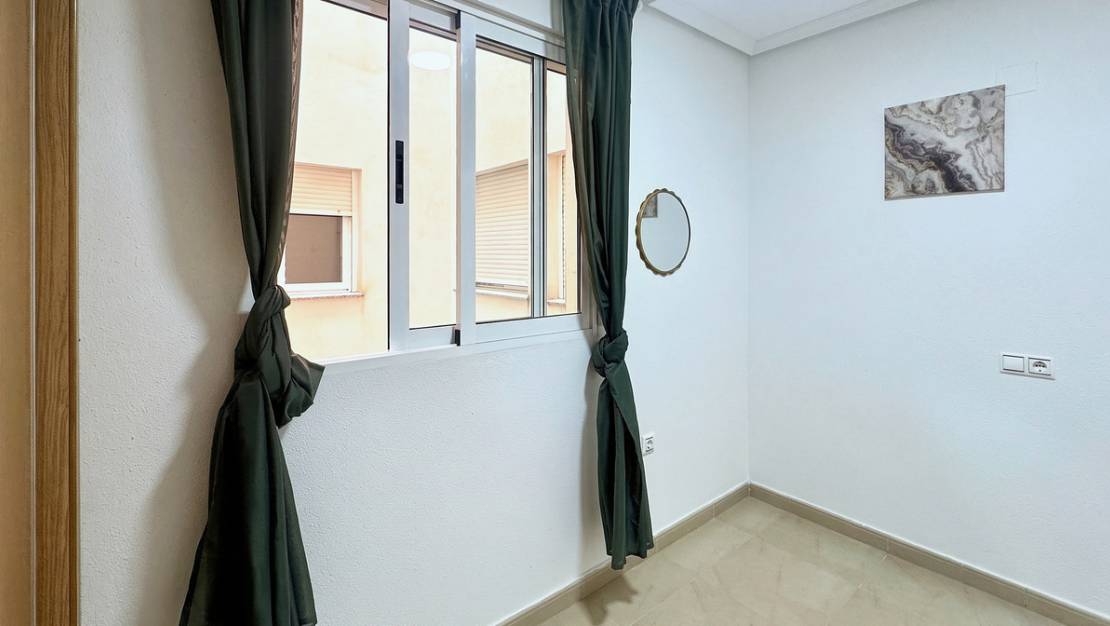Venta - Apartment - Torrevieja - Torrevieja Centro