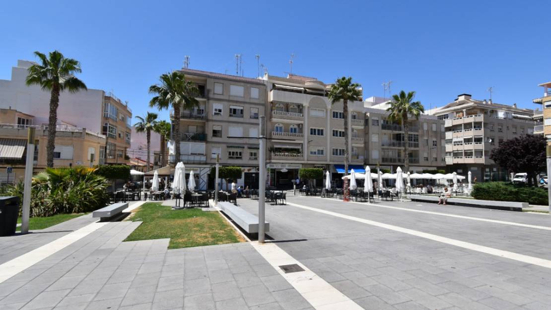 Venta - Apartment - Torrevieja - Torrevieja Centro