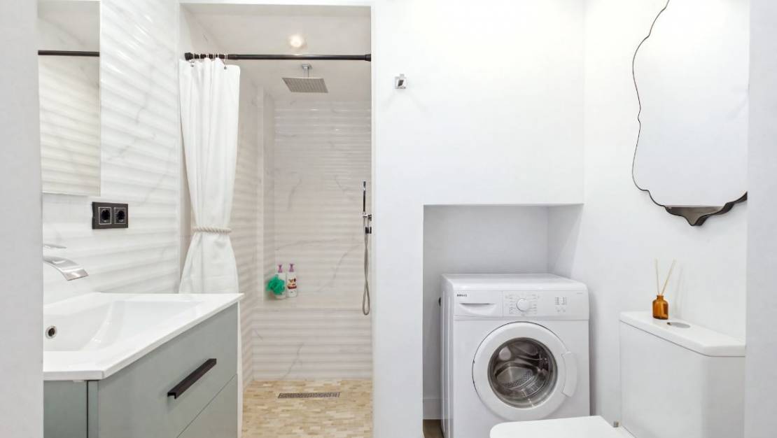 Venta - Apartment - Torrevieja - Torrevieja Centro