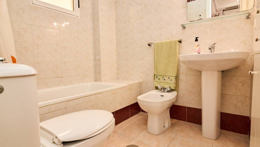 Venta - Apartment - Torrevieja - Torrevieja Centro