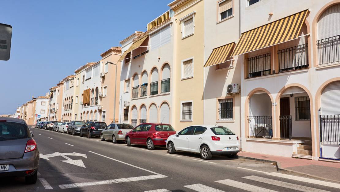 Venta - Apartment - Torrevieja - Torrevieja Centro